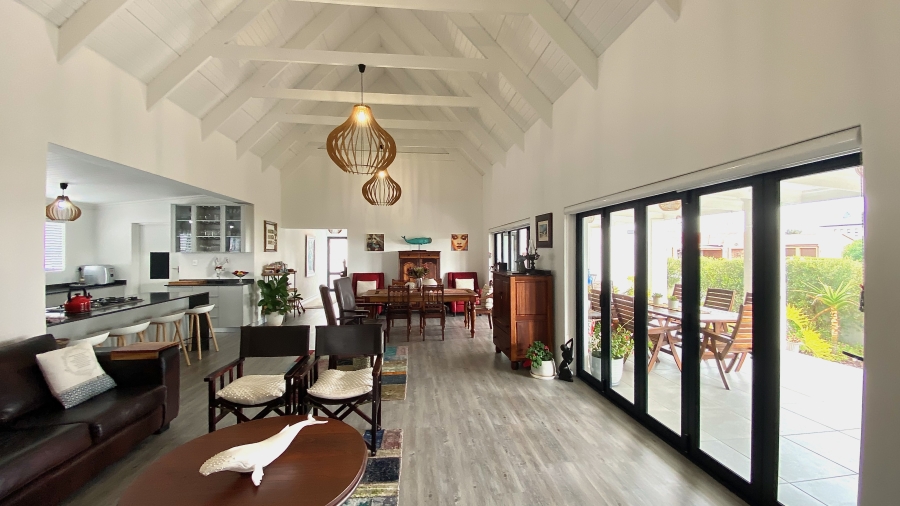 4 Bedroom Property for Sale in Dwarskersbos Western Cape